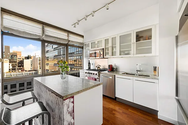 Sold by Compass | media 4