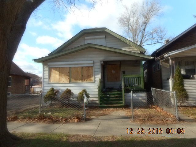 1st image of 8140 S Burnham Ave