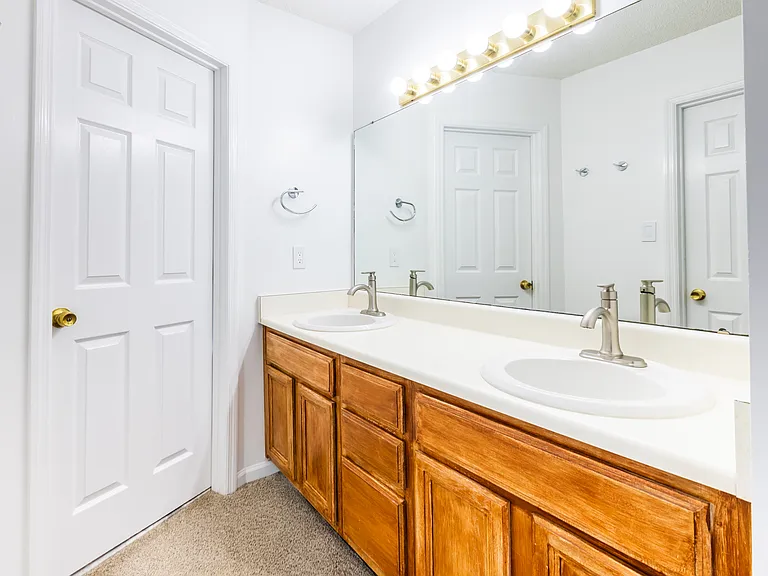 541 Pointe South Dr — Photo 22