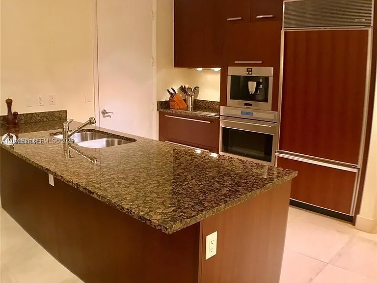 15901 Collins Ave #1102 — Photo 5