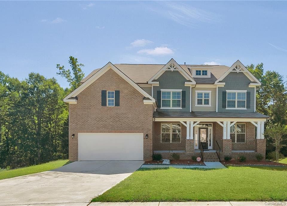 1st image of 866 Double Oaks Ln SE Unit 81