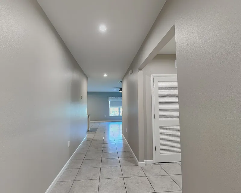 4 bed, 2.0 bath, 1703 sqft, $1,995 — Photo 2