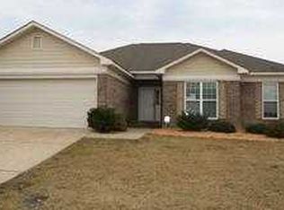 63 Lincolnshire Ln, Phenix City, AL 36870