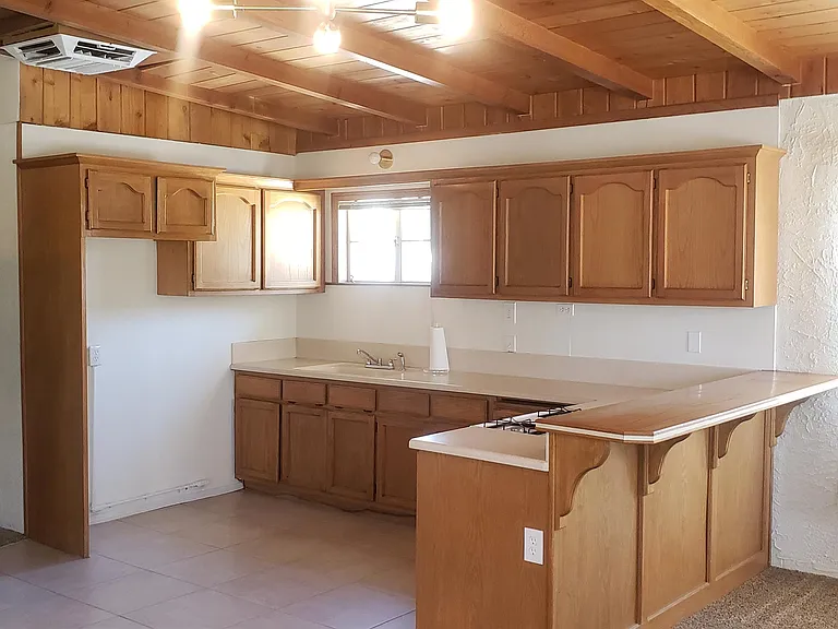 6936 Grand Ave — Photo 12