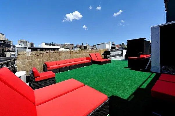 Rented by Eisenberg Exclusives | media 25