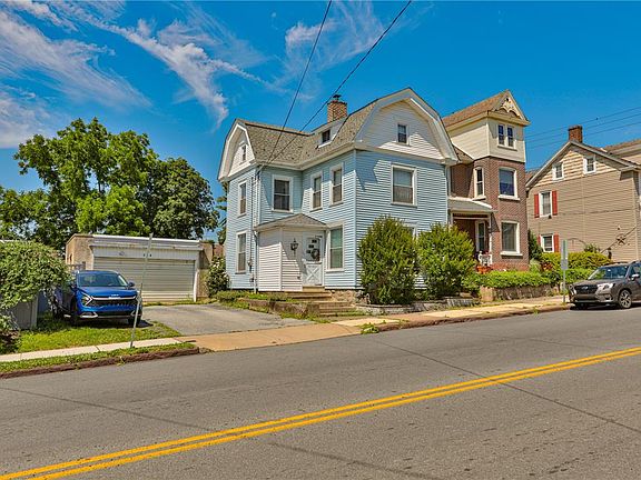 2nd image of 111 E Goepp St