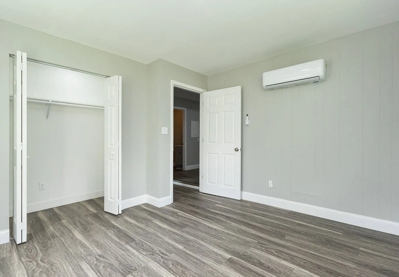 2 bed, 1.0 bath, 700 sqft, $1,075 — Photo 3
