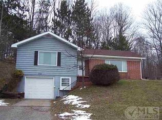 705 Hunter Rd, Iron River, MI 49935