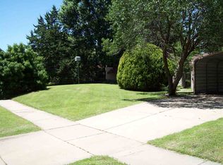 7406 W 11th St N, Wichita, KS 67212