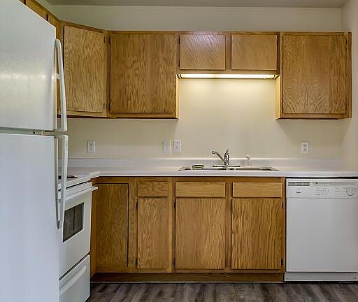 3rd image of 305 22nd Ave E #D