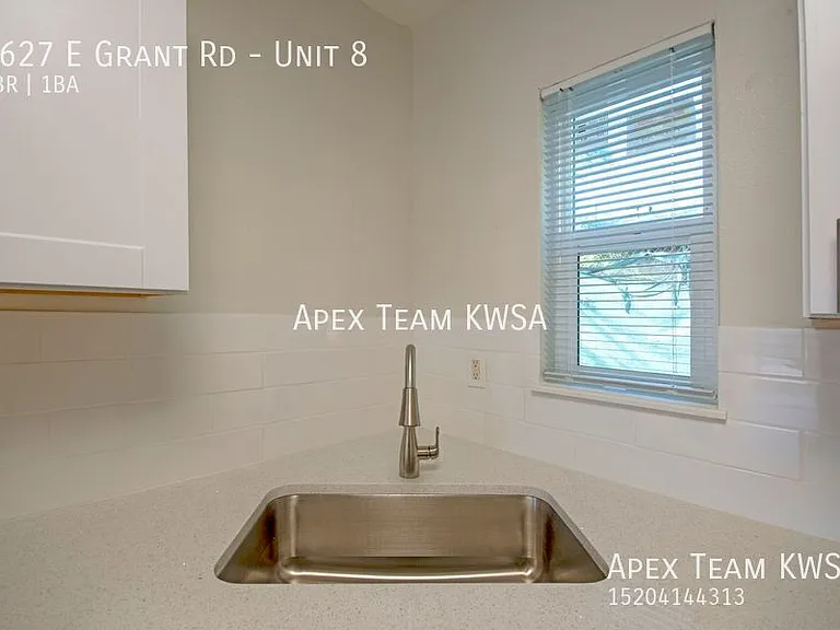 2627 E Grant Rd #8 — Photo 7