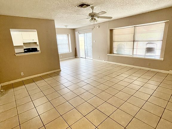 5th image of 1078 Honey Tree St