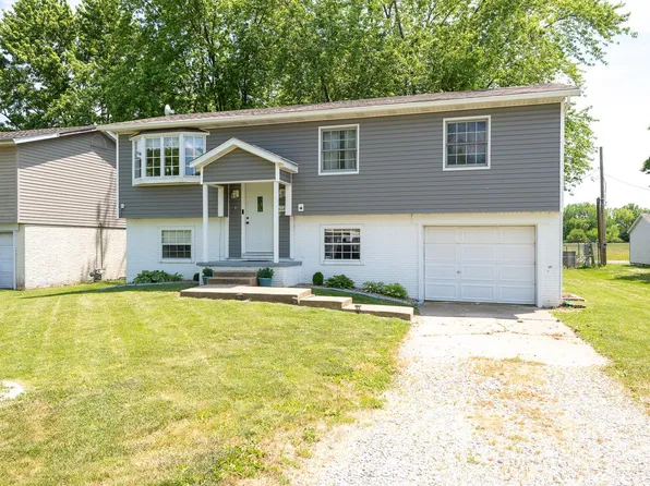 308 W 7th South St, Mount Olive, IL 62069