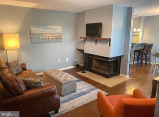 1984A Villaridge Dr, Reston, VA 20191