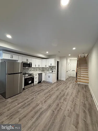 3923 Roland Ave Photo 1