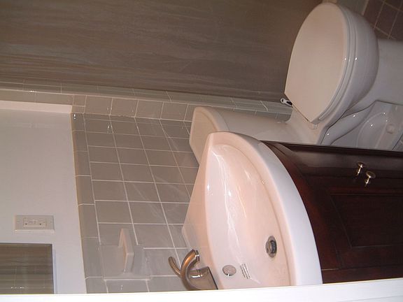 Three full renovated baths!