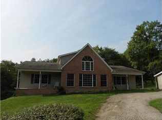 1950 Shady Plain Rd, Apollo, PA 15613