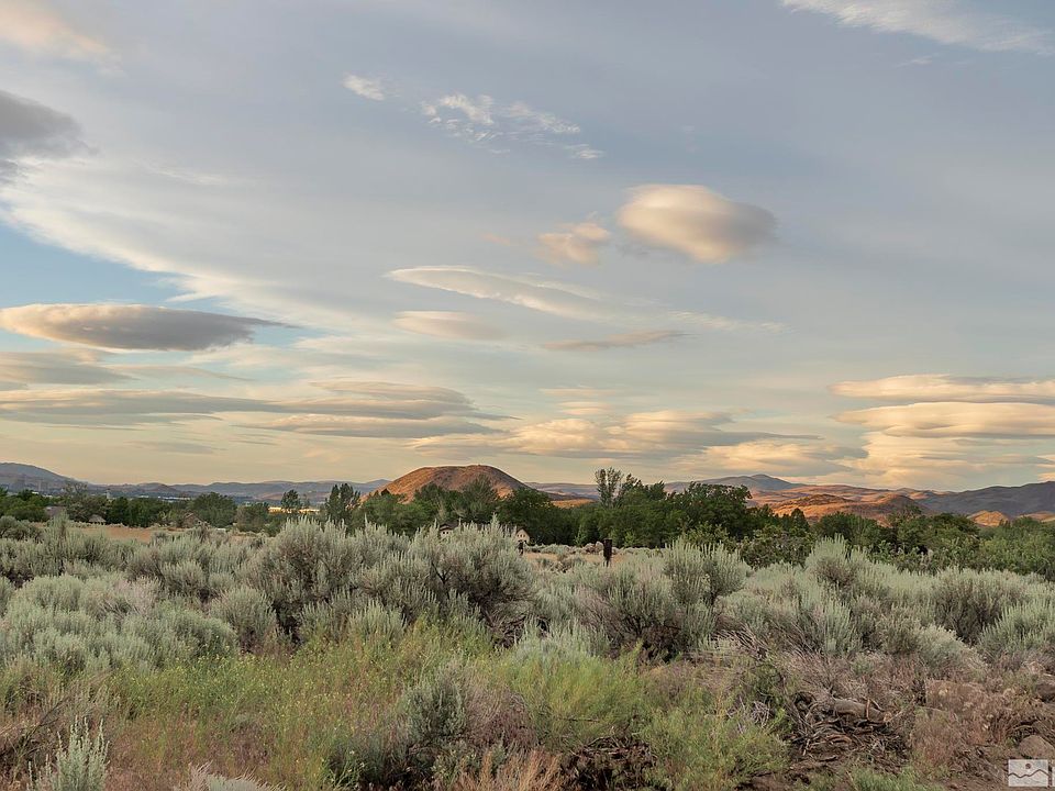 1st image of 24 Glenhaven Dr