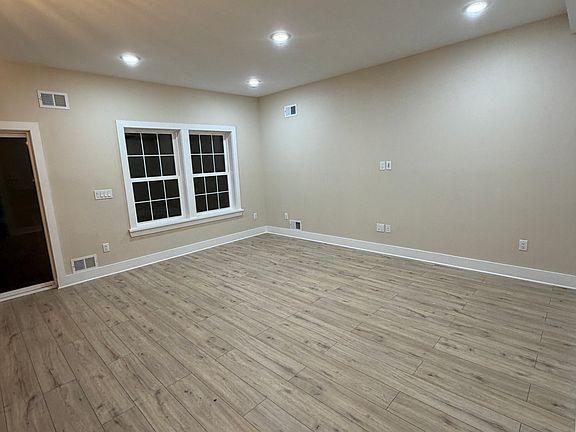 3rd image of 8 Travers Ave #A