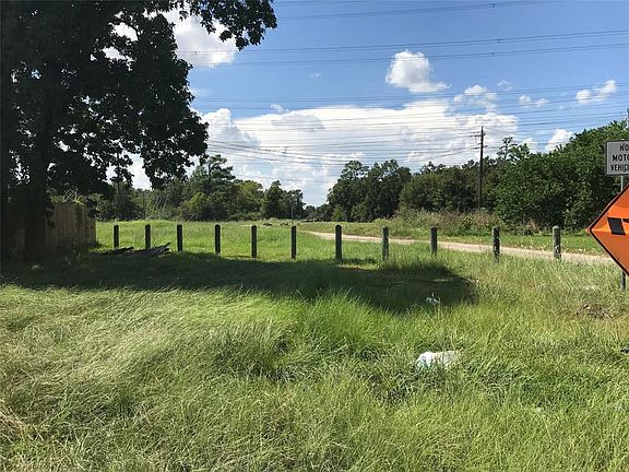 2nd image of 11602 Crystalwood Dr