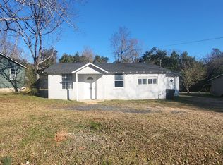 111 Circle Dr, East Dublin, GA 31027