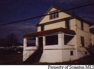 5 Reservoir St, Carbondale, PA 18407