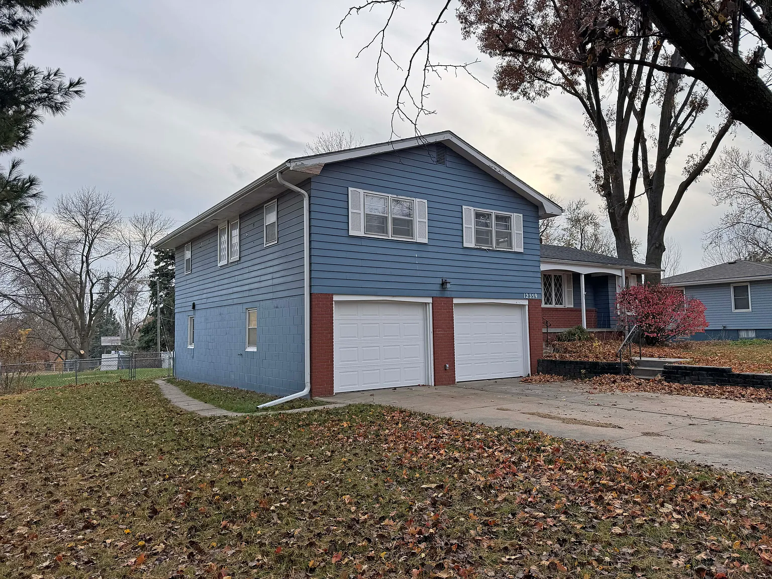 4 bed, 1800 sqft, $2,395 — Photo 2