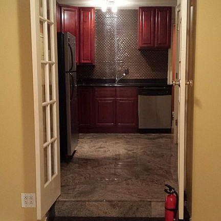 4th image of 704 S Washington Sq #Ll