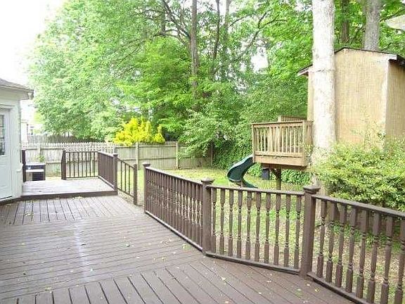5th image of 5333 Stewart Dr