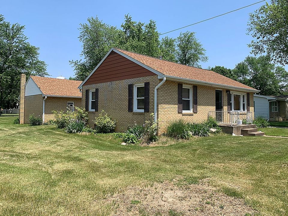 325 E Sheridan St Manito, IL, 61546 Apartments for Rent Zillow