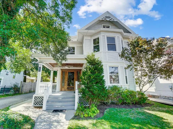 3605 Edwards Rd, Cincinnati, OH 45208