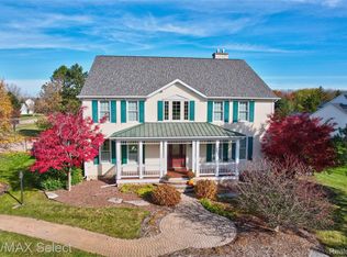 8211 Burleigh Rd, Grand Blanc, MI 48439