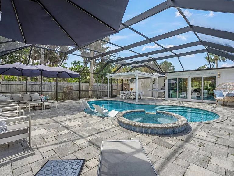 615 Avenida Del Norte — Photo 32