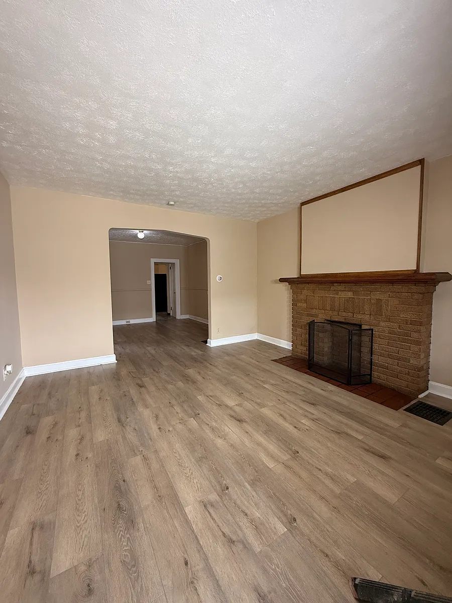 Building Photo - 26-28 N Huron Ave