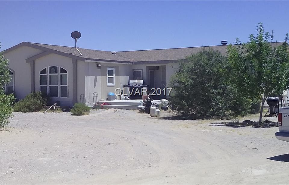 2nd image of 1830 Papago St