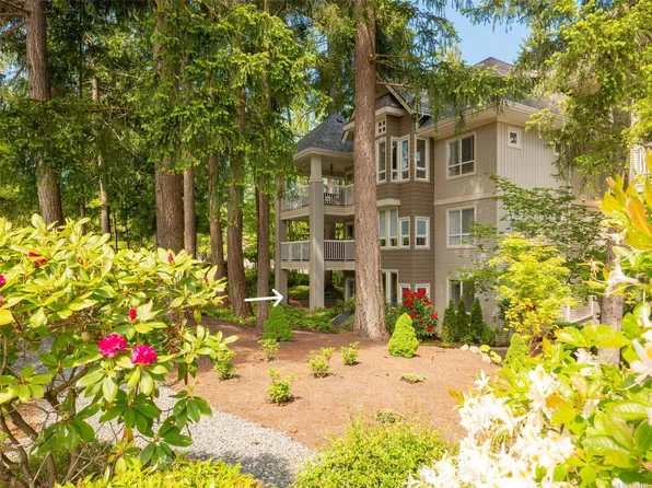 5685 Edgewater Ln #111, Nanaimo, BC V9T 6K3