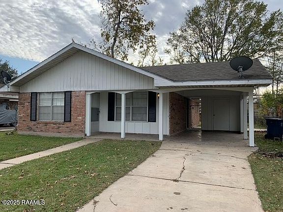 2nd image of 607 Churchill Dr