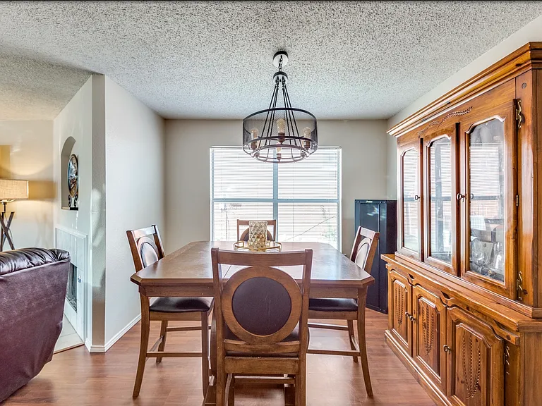 212 Prentice Dr — Photo 10