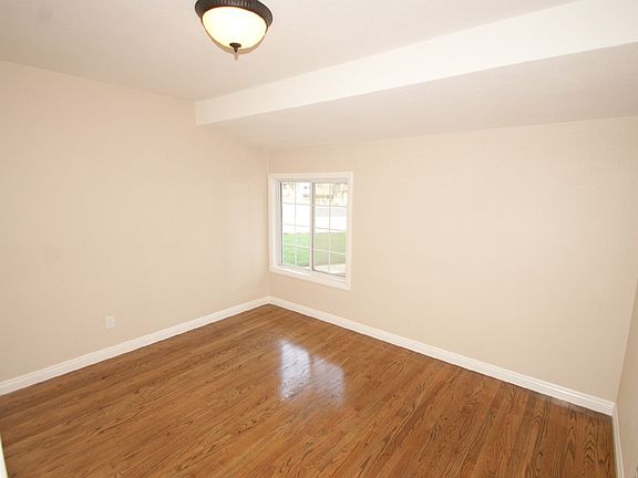 5th image of 762 Bollenbacher St