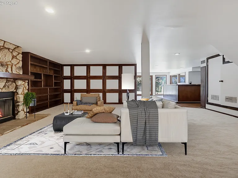 3488 Barhite St — Photo 42