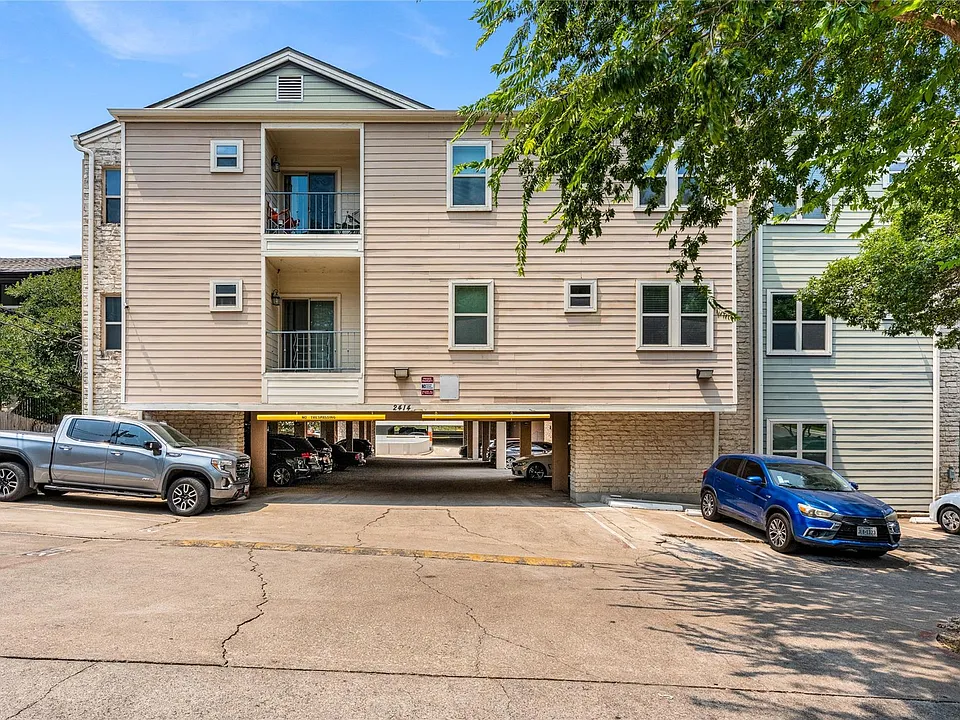 2414 Longview St #202