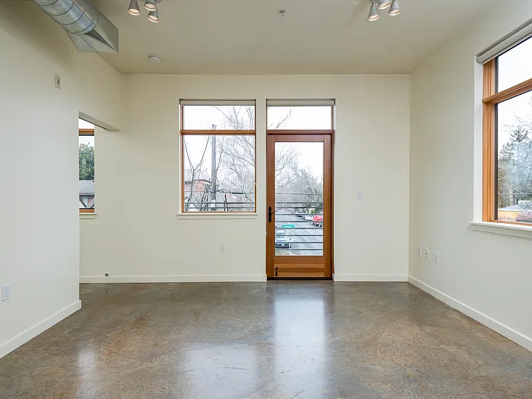 Move the House — Photo 9