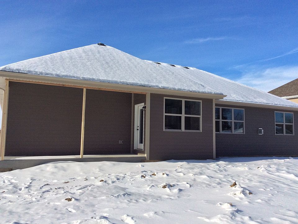 1st image of 20921 S Lakewoods Ln
