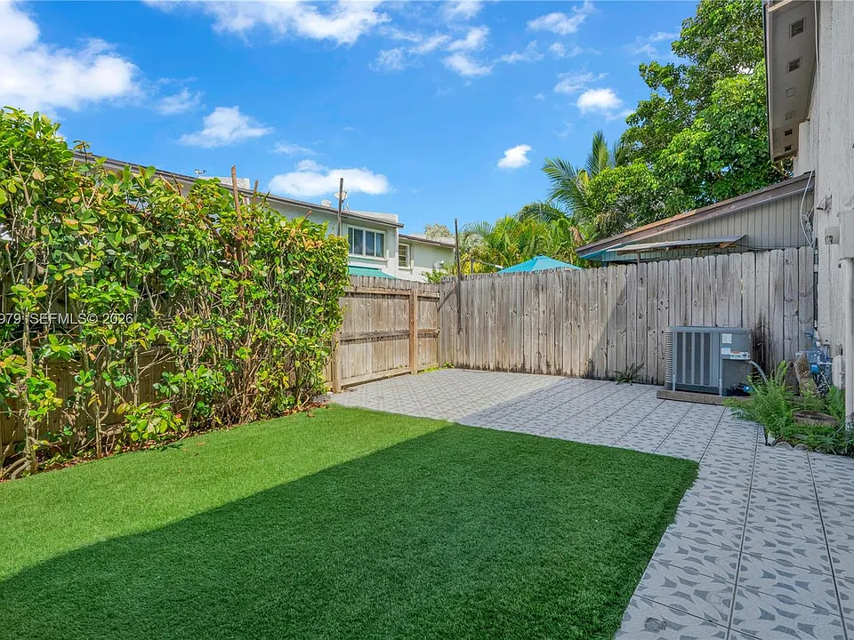 SW 69th Ln