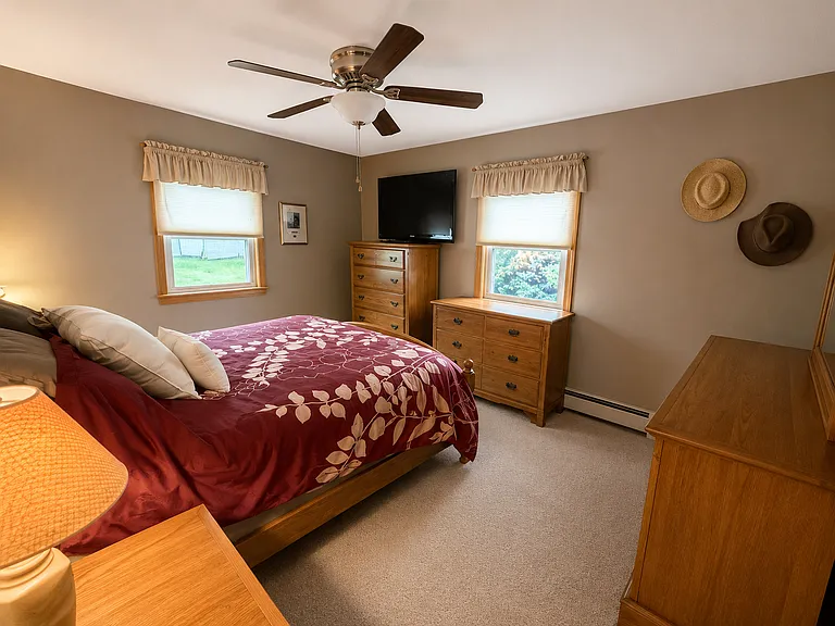 35 Dike Dr — Photo 15
