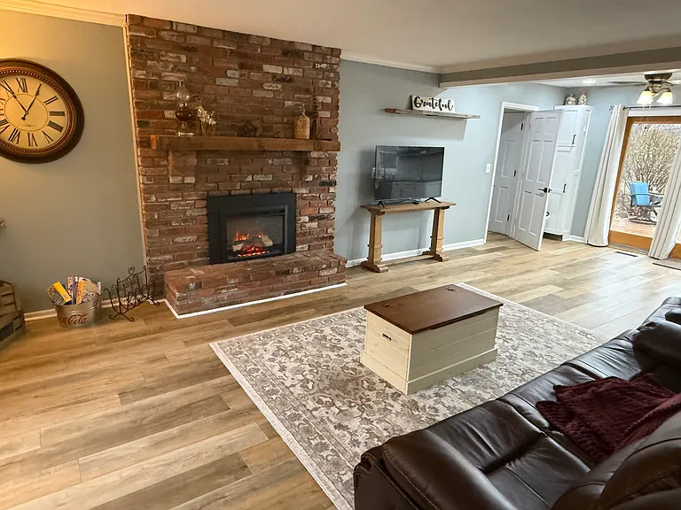 5818 N Fortville Pike — Photo 21