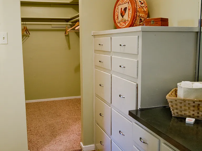 Pinnacle 31 — Photo 20