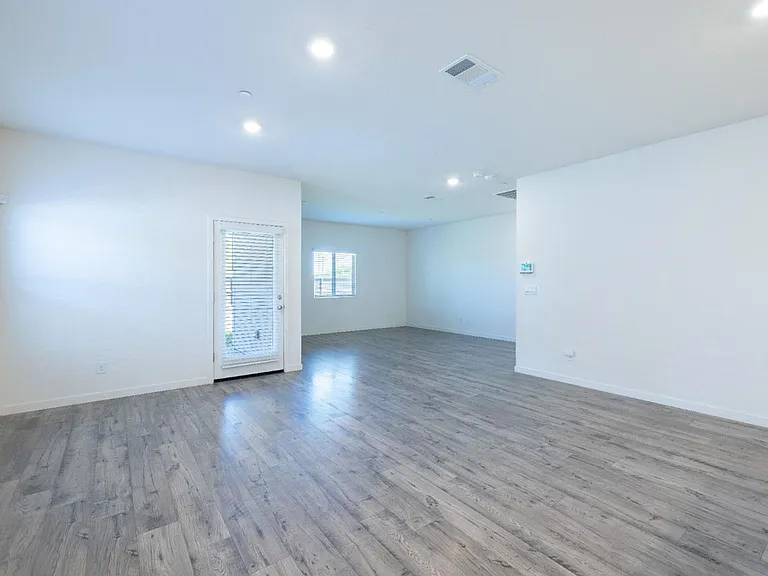 2057 Skipper Cove Way — Photo 11