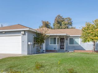 3227 E Swift Ave, Fresno, CA 93726