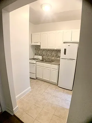 Rented by Prime City Listings LLC | media 7